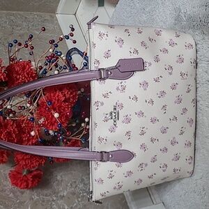 Coach Gallery  Floral Tote